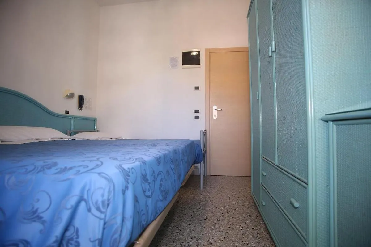 Hotel Mauri Marebello