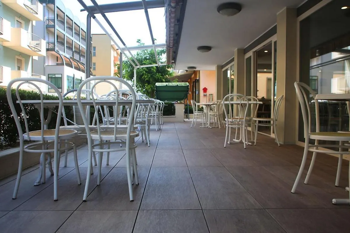 Hotel Mauri Marebello