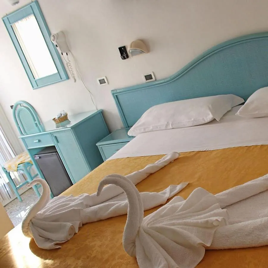 Hotel Mauri Marebello Italy
