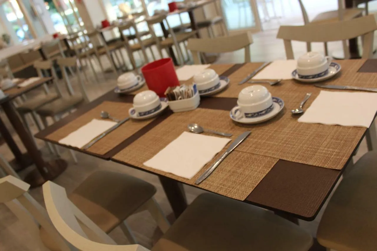 Hotel Mauri Marebello 3*,  Italy