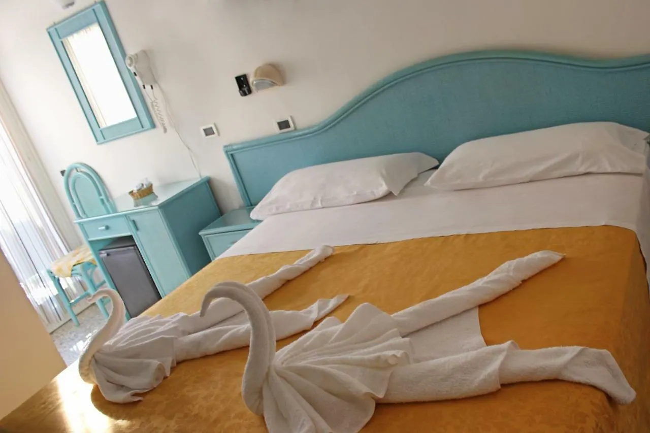 ***  Hotel Mauri Marebello Italy